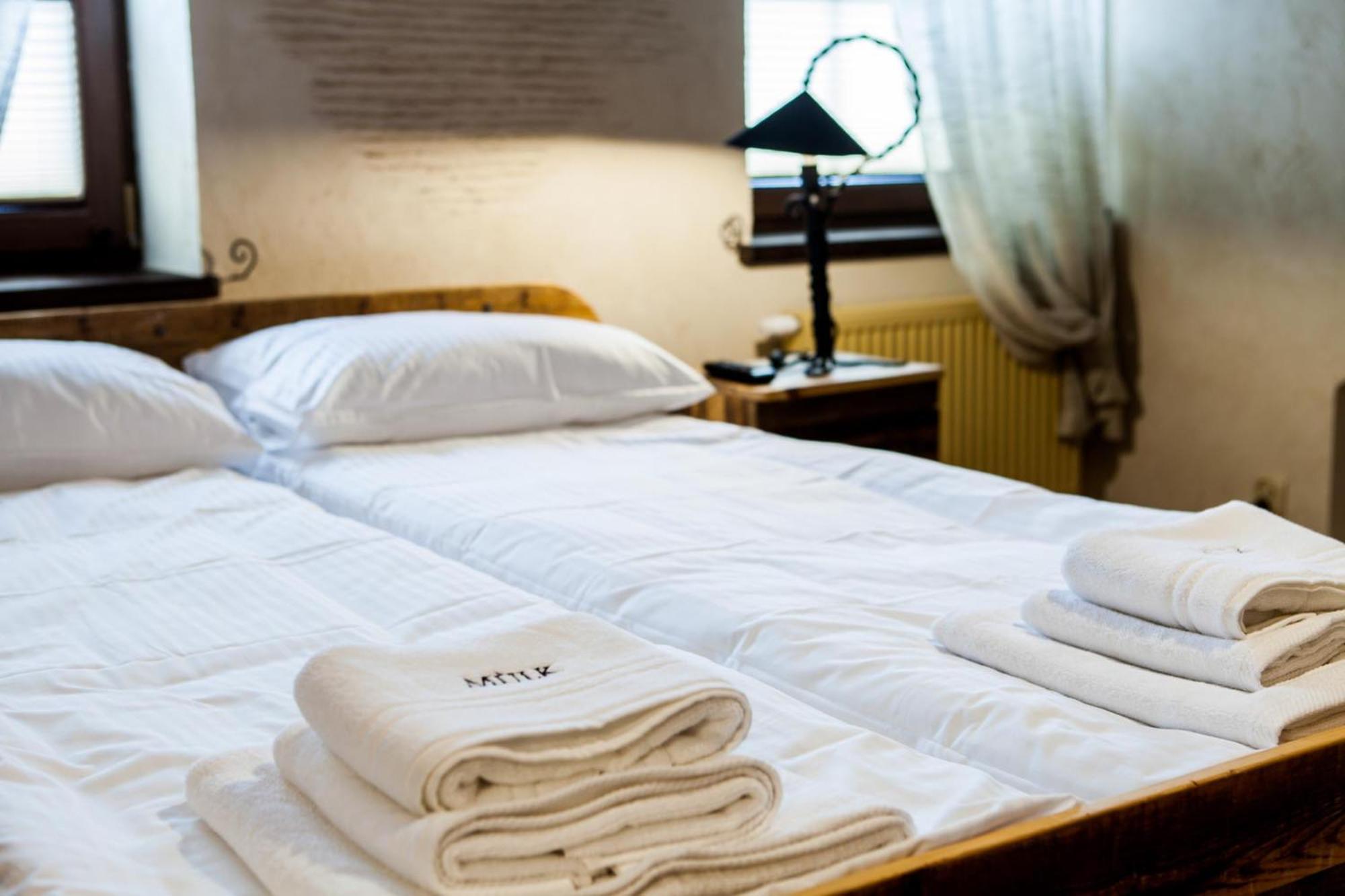 Mulk Checz Kaszebsko Bed & Breakfast Myszewko Exterior photo